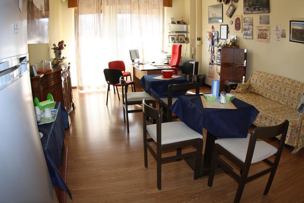 Rooms2Rent Reggio Calabria Exterior photo
